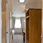 Blue Bell Hotel 3*