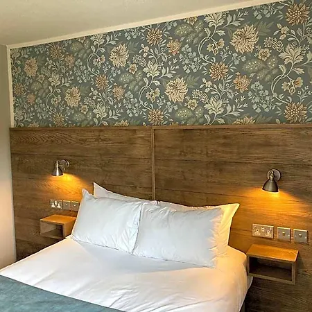 Blue Bell Hotel 3*